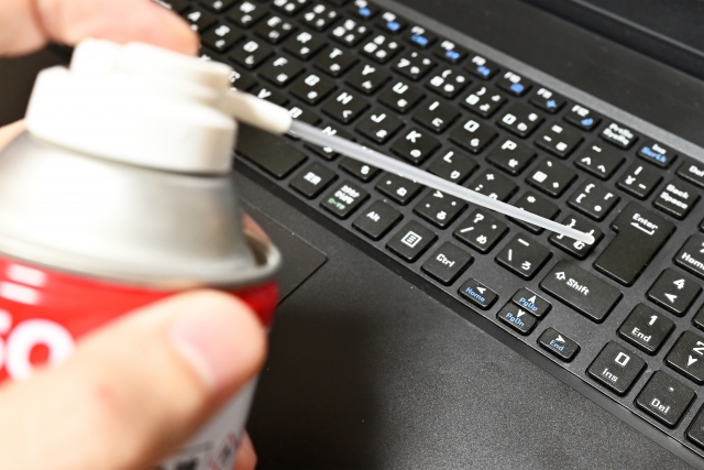 パソコン掃除のエアダスター